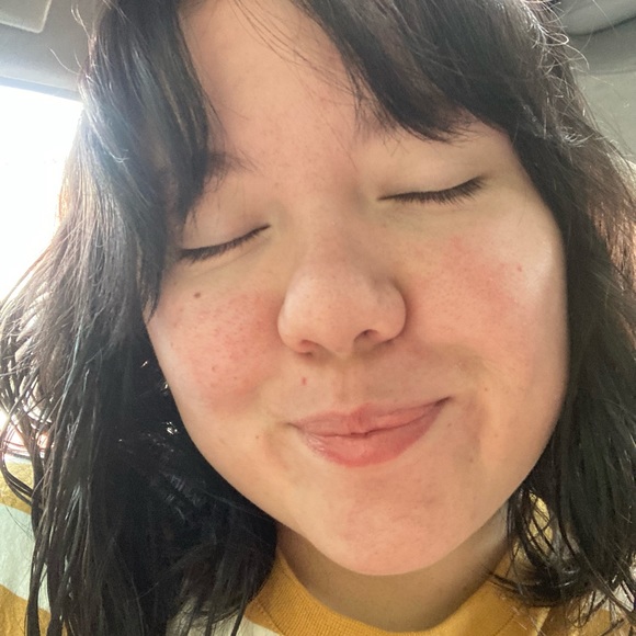 Meet your Posher, Amber - Picture 3 of 5